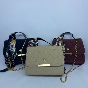 Mini zincir askılı çanta